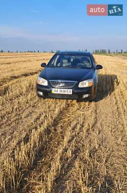 Седан Kia Cerato 2007 в Киеве