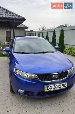 Седан Kia Cerato 2009 в Новом