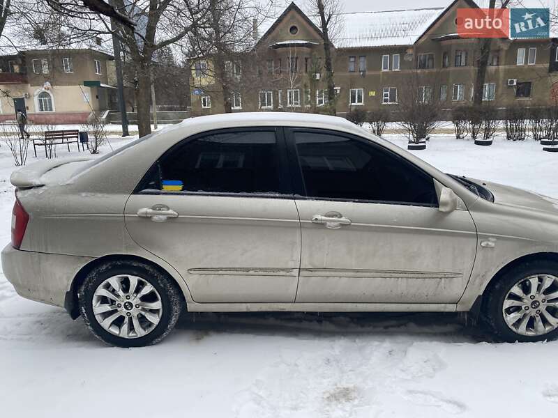 Седан Kia Cerato 2006 в Харькове