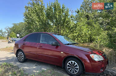 Седан Kia Cerato 2006 в Звенигородке