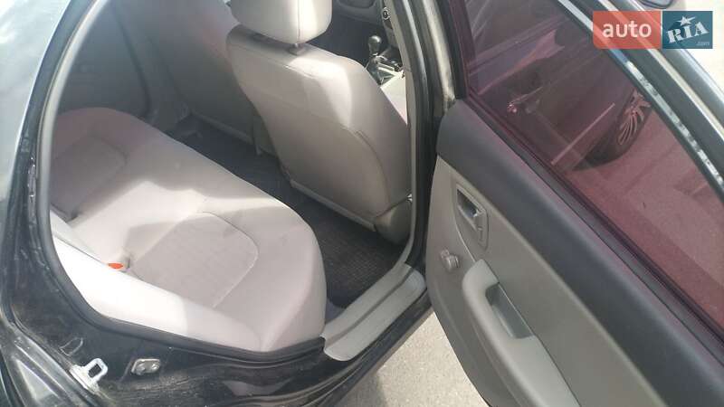 Седан Kia Cerato 2008 в Києві