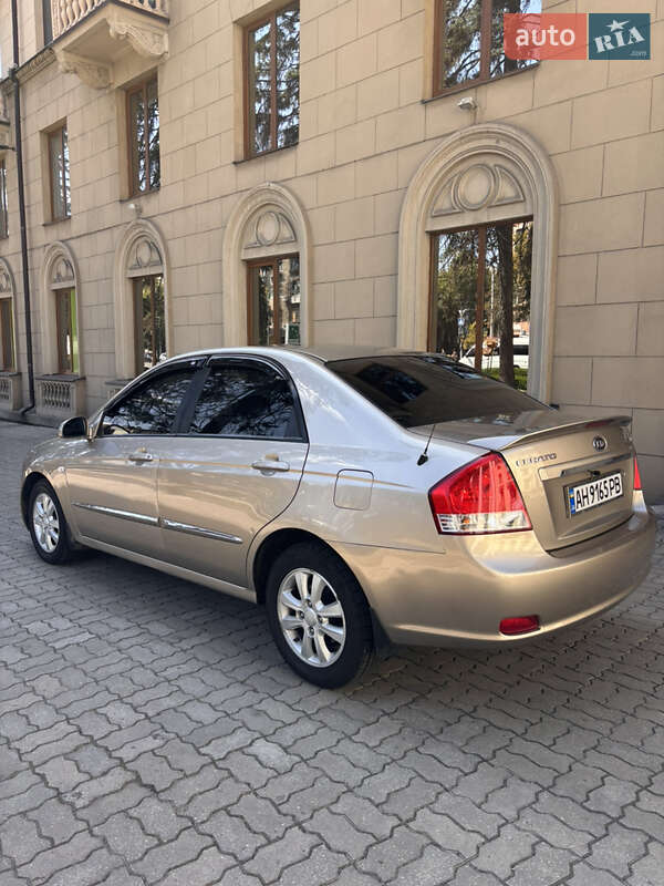 Седан Kia Cerato 2007 в Запоріжжі