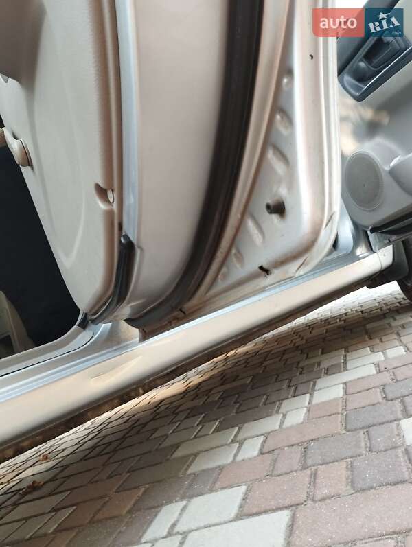 Седан Kia Cerato 2005 в Миколаєві