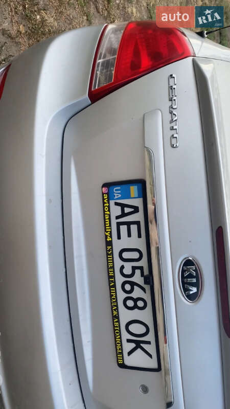 Седан Kia Cerato 2008 в Никополе фото 3 Седан Kia Cerato 2008 в Никополе