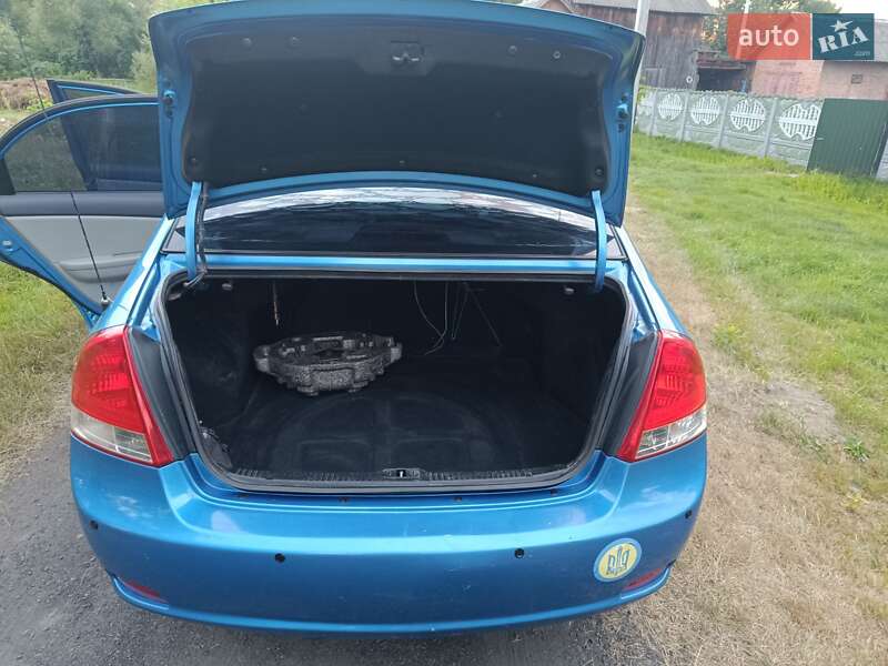 Седан Kia Cerato 2007 в Соснівці