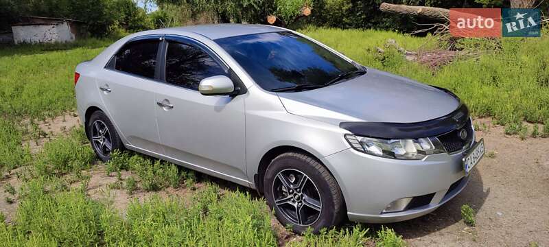 Седан Kia Cerato 2009 в Звенигородке