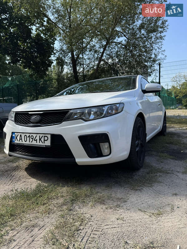 Купе Kia Cerato 2010 в Києві
