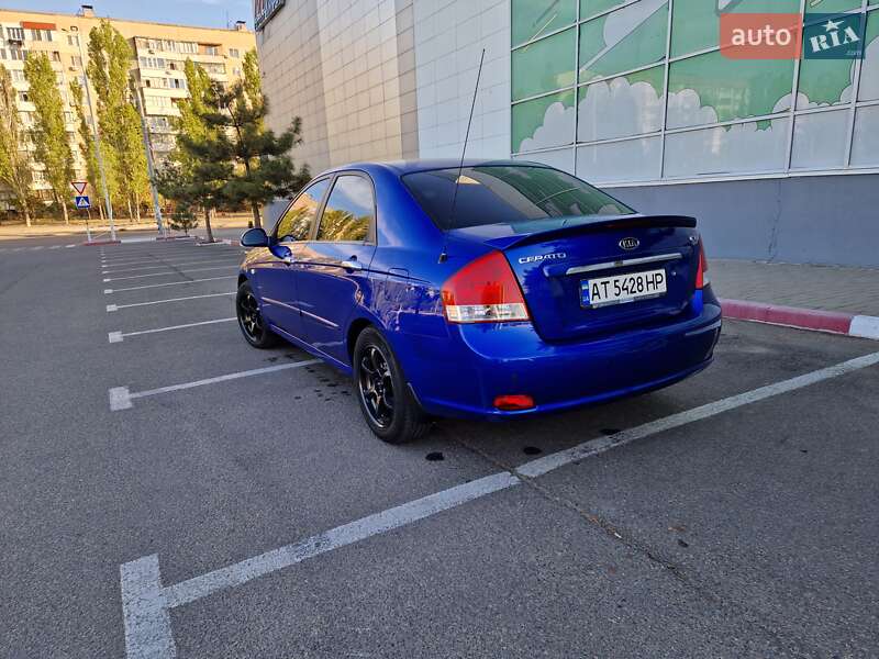 Седан Kia Cerato 2008 в Николаеве фото 13 Седан Kia Cerato 2008 в Николаеве