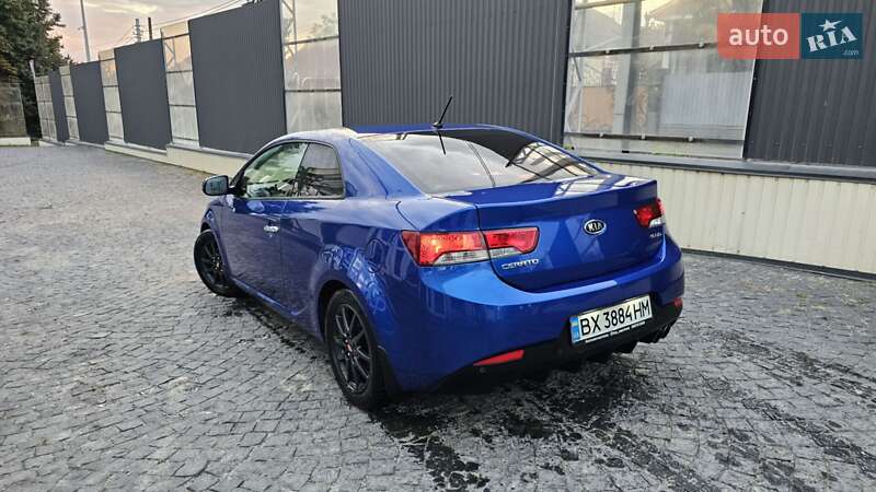Купе Kia Cerato 2011 в Хмельницком