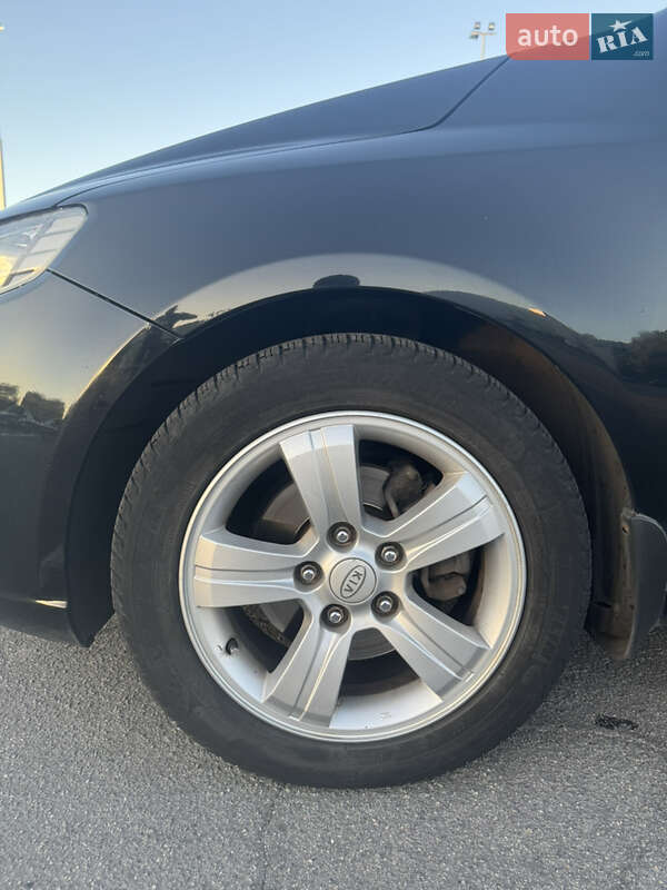 Седан Kia Cerato 2011 в Запорожье фото 2 Седан Kia Cerato 2011 в Запорожье