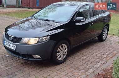 Седан Kia Cerato 2009 в Киеве