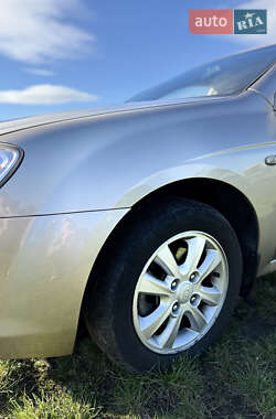 Седан Kia Cerato 2007 в 