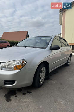 Седан Kia Cerato 2008 в 