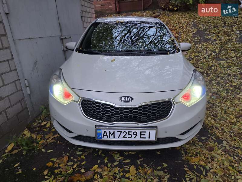 Седан Kia Cerato 2013 в Бердичеве