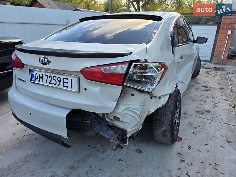 Седан Kia Cerato 2013 в Бердичеве
