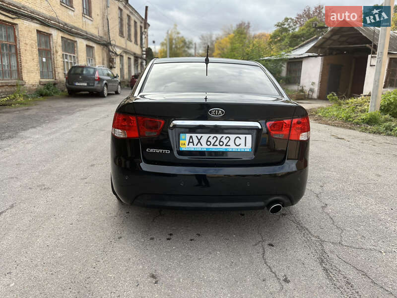 Седан Kia Cerato 2010 в Ромнах фото 8 Седан Kia Cerato 2010 в Ромнах
