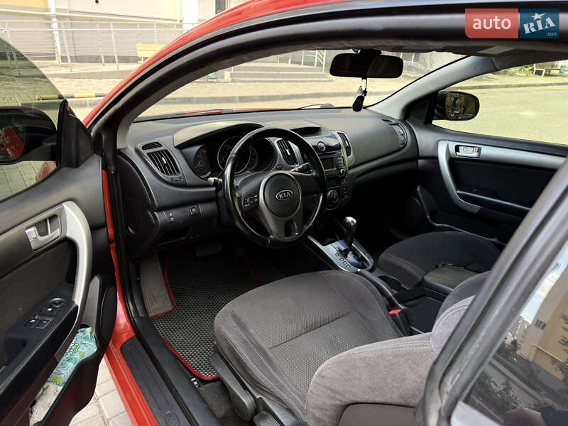 Купе Kia Cerato 2010 в Одесі