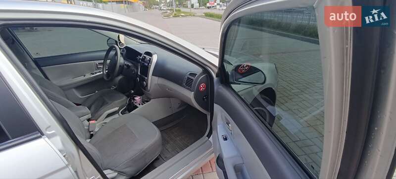 Седан Kia Cerato 2008 в Броварах фото 3 Седан Kia Cerato 2008 в Броварах