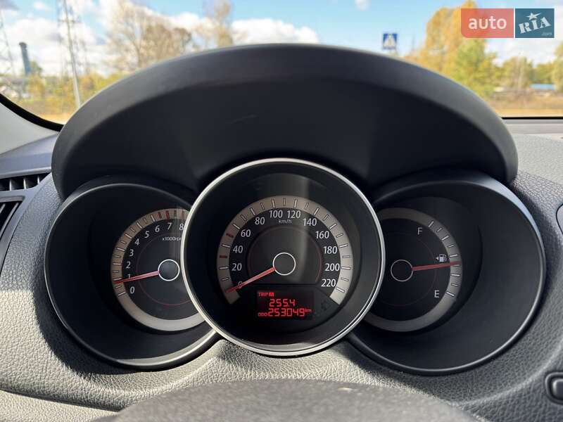Седан Kia Cerato 2009 в Киеве фото 15 Седан Kia Cerato 2009 в Киеве