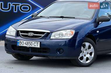 Седан Kia Cerato 2006 в  фото 2 Седан Kia Cerato 2006 в