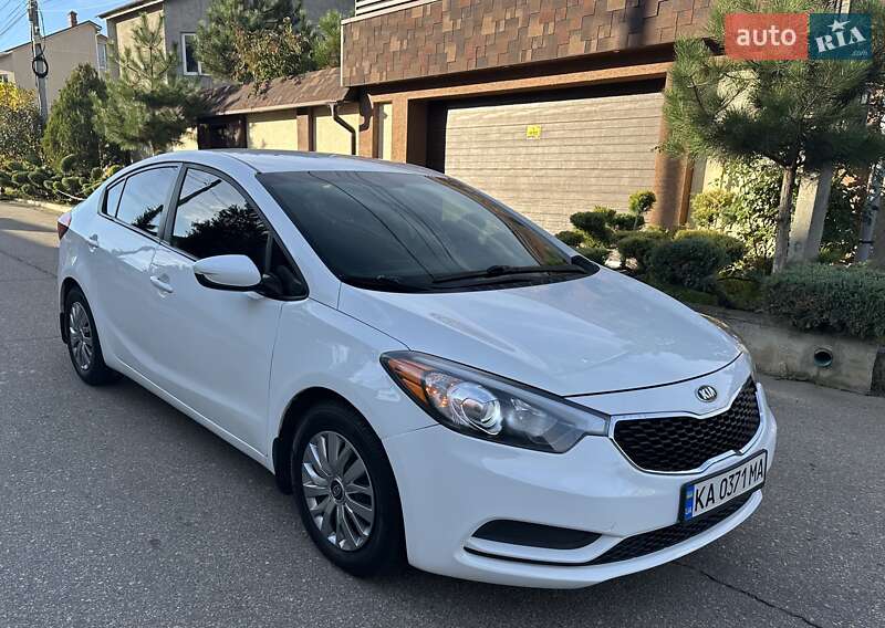 Седан Kia Cerato 2016 в Одессе фото 2 Седан Kia Cerato 2016 в Одессе