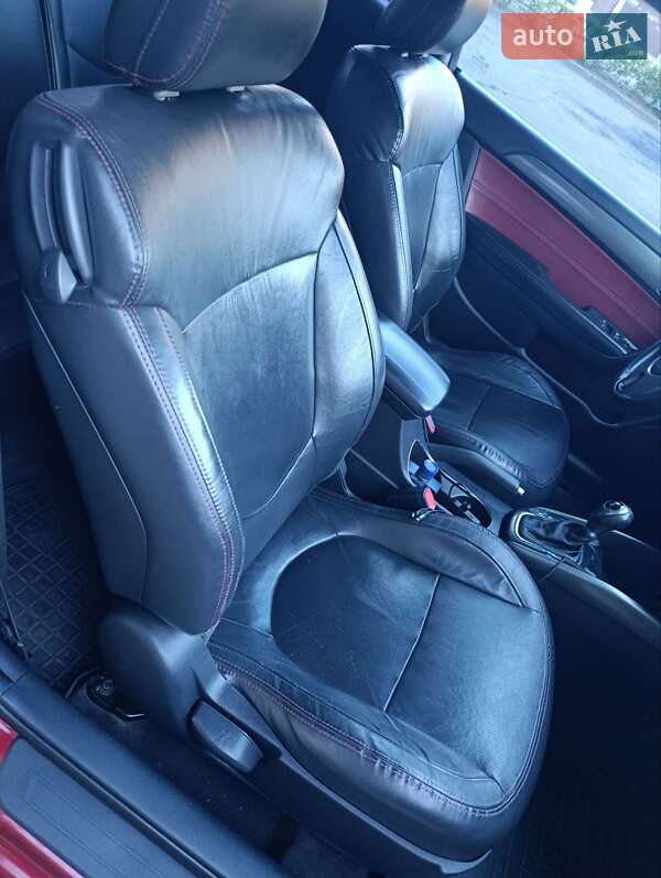 Купе Kia Cerato 2011 в Киеве фото 13 Купе Kia Cerato 2011 в Киеве