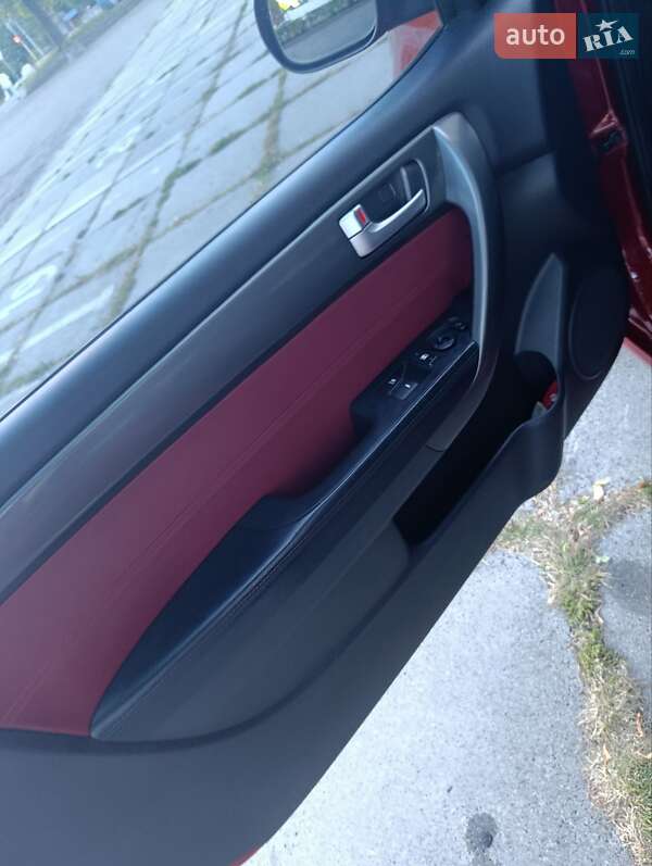 Купе Kia Cerato 2011 в Киеве фото 16 Купе Kia Cerato 2011 в Киеве