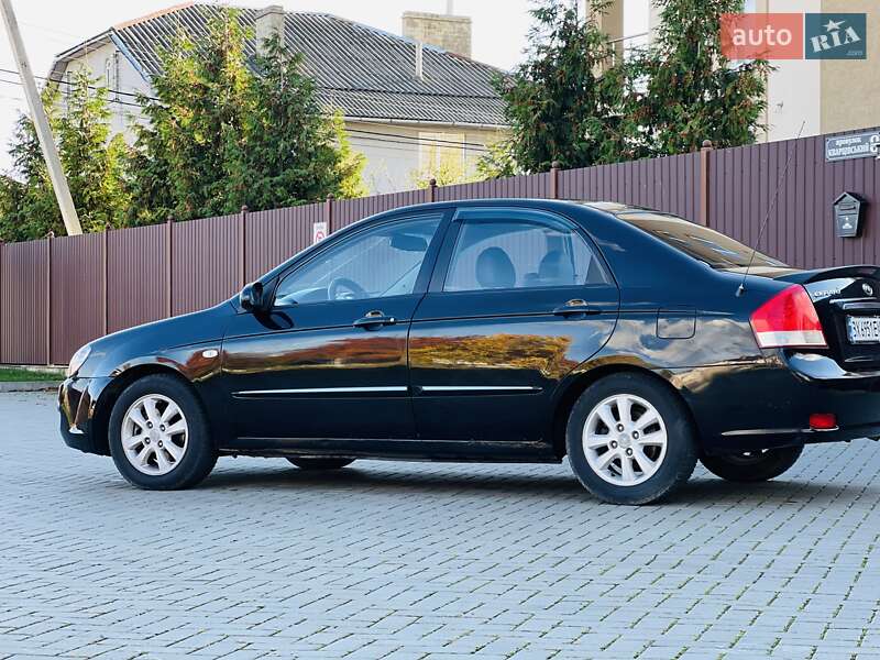 Седан Kia Cerato 2007 в Чернівцях