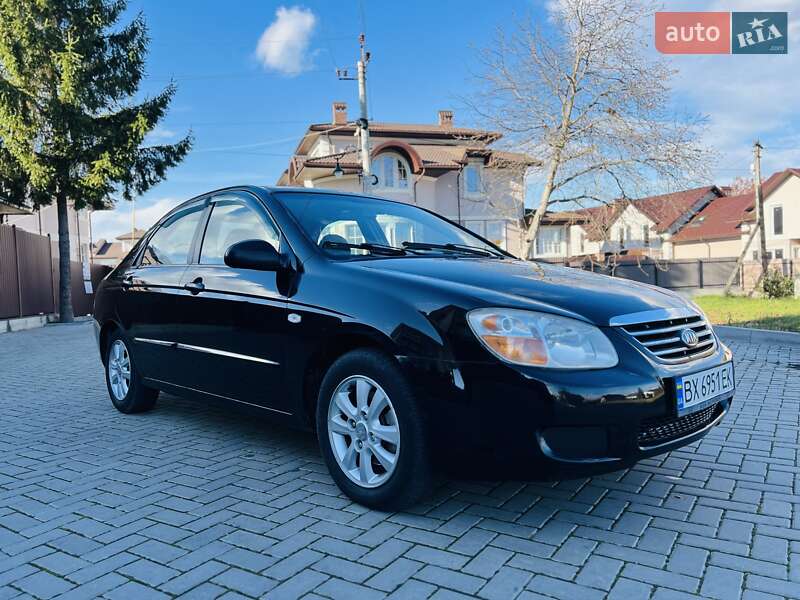 Седан Kia Cerato 2007 в Чернівцях