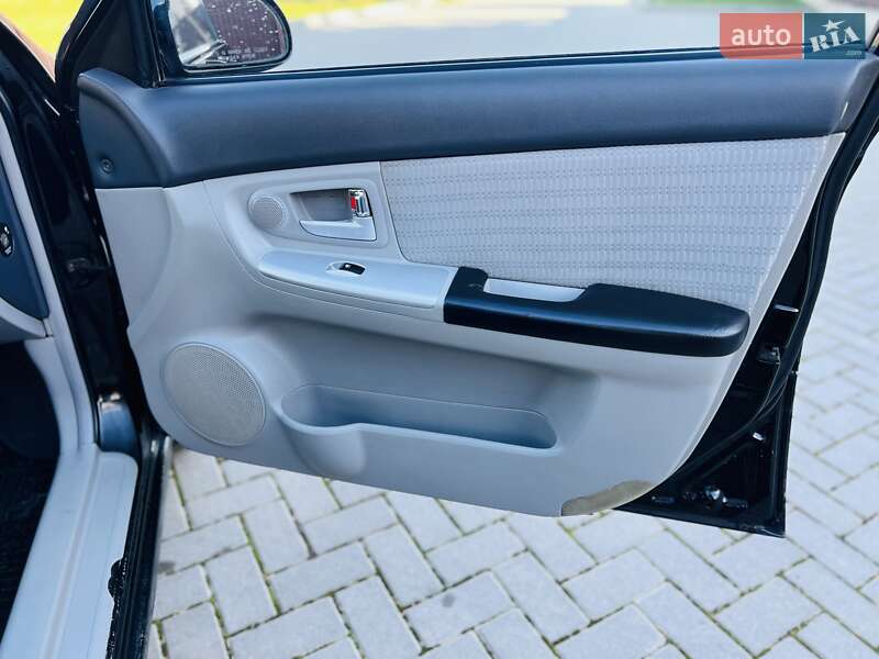 Седан Kia Cerato 2007 в Чернівцях