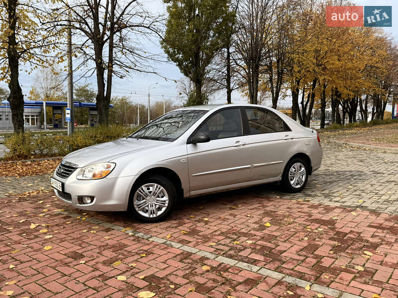Седан Kia Cerato 2008 в Харькове