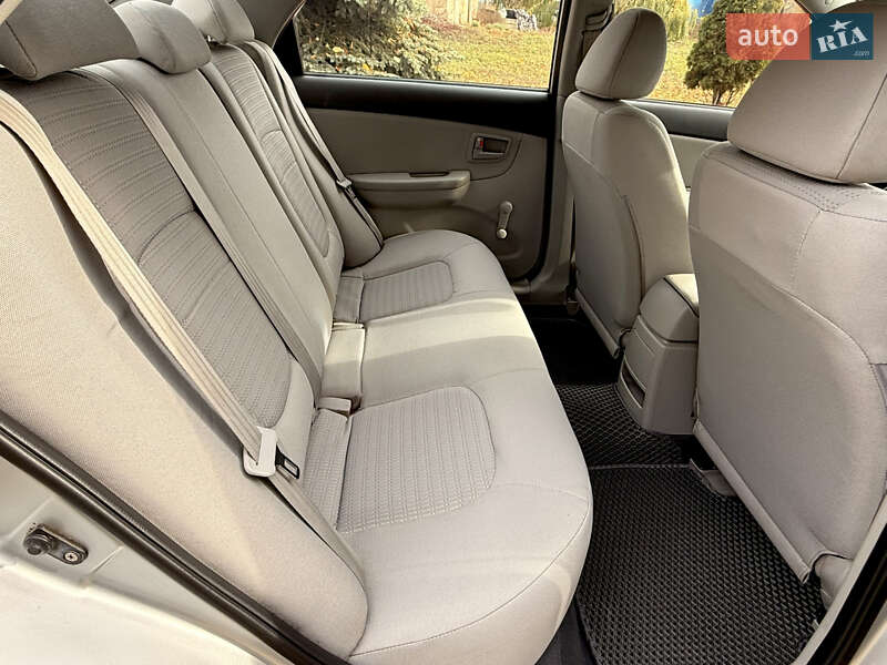 Седан Kia Cerato 2008 в Харькове