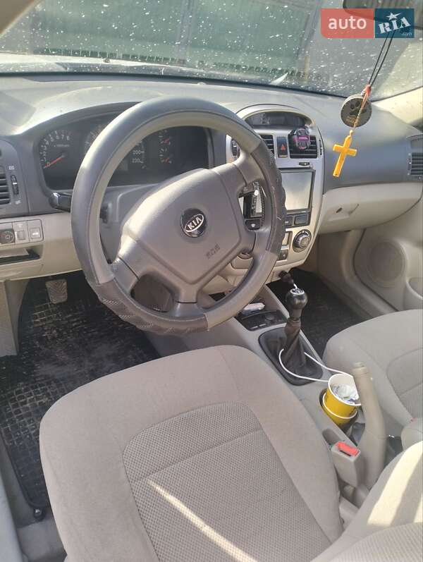 Седан Kia Cerato 2006 в Хмельницком фото 2 Седан Kia Cerato 2006 в Хмельницком