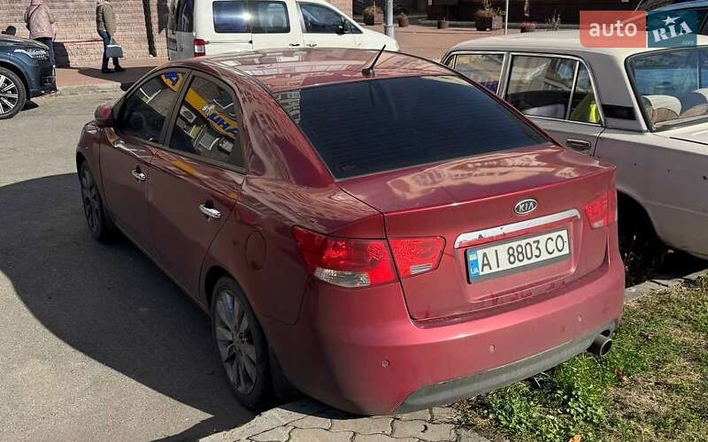 Седан Kia Cerato 2011 в Киеве