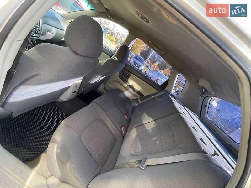 Хэтчбек Kia Cerato 2006 в Киеве