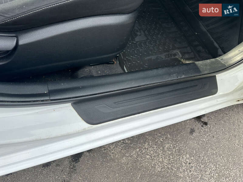 Седан Kia Cerato 2012 в Чернигове фото 39 Седан Kia Cerato 2012 в Чернигове