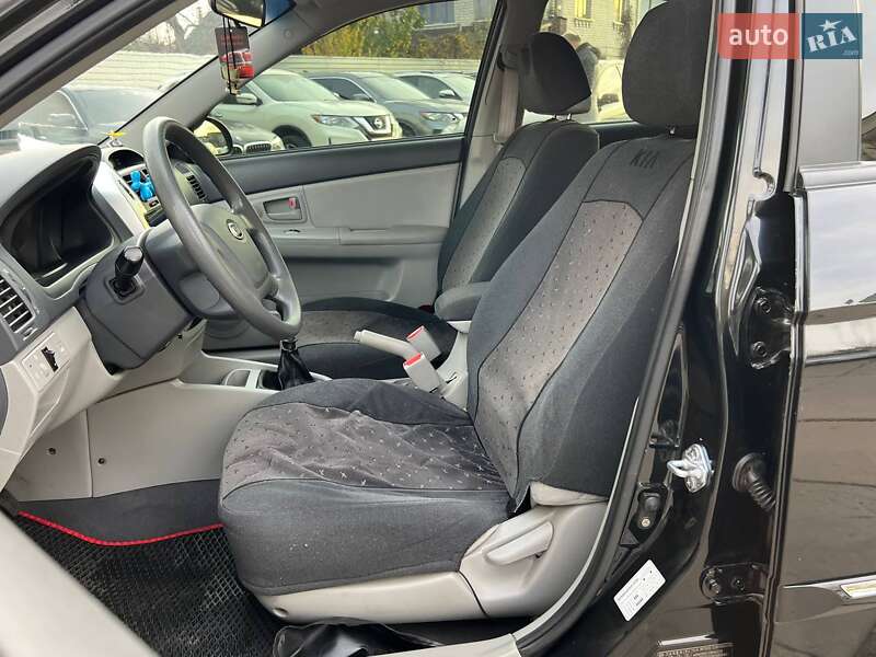 Седан Kia Cerato 2008 в Киеве