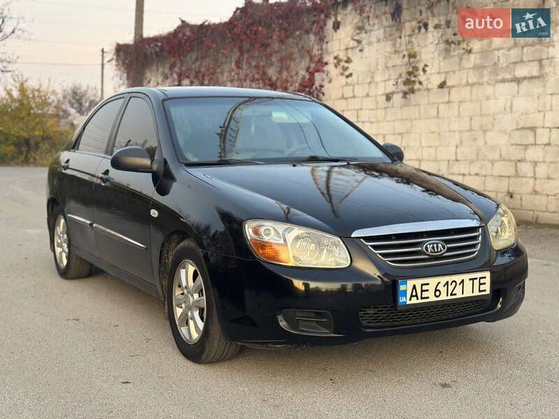 Седан Kia Cerato 2007 в Днепре