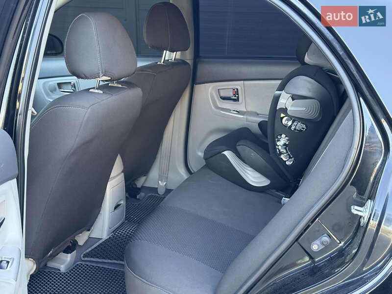 Седан Kia Cerato 2008 в Виннице