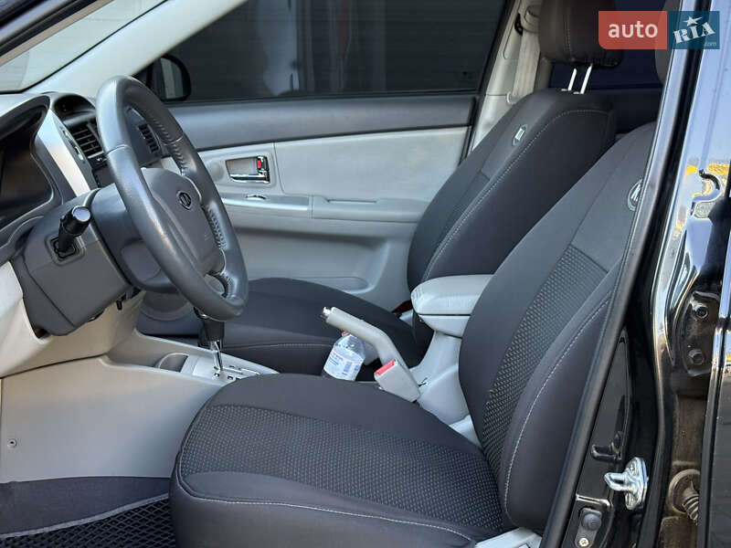 Седан Kia Cerato 2008 в Виннице