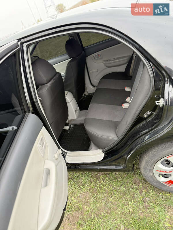 Седан Kia Cerato 2007 в Днепре