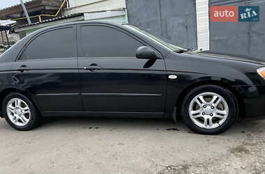 Седан Kia Cerato 2006 в Дергачах