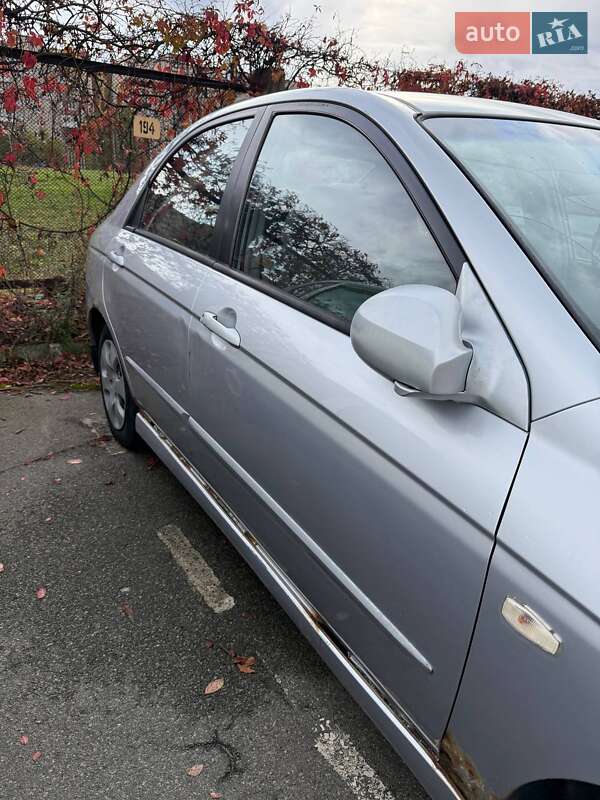 Седан Kia Cerato 2005 в Киеве
