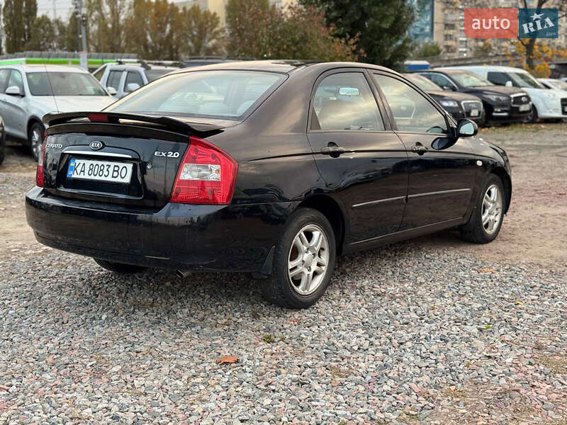 Седан Kia Cerato 2006 в Харькове