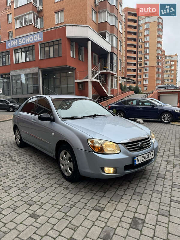 Седан Kia Cerato 2007 в Ирпене