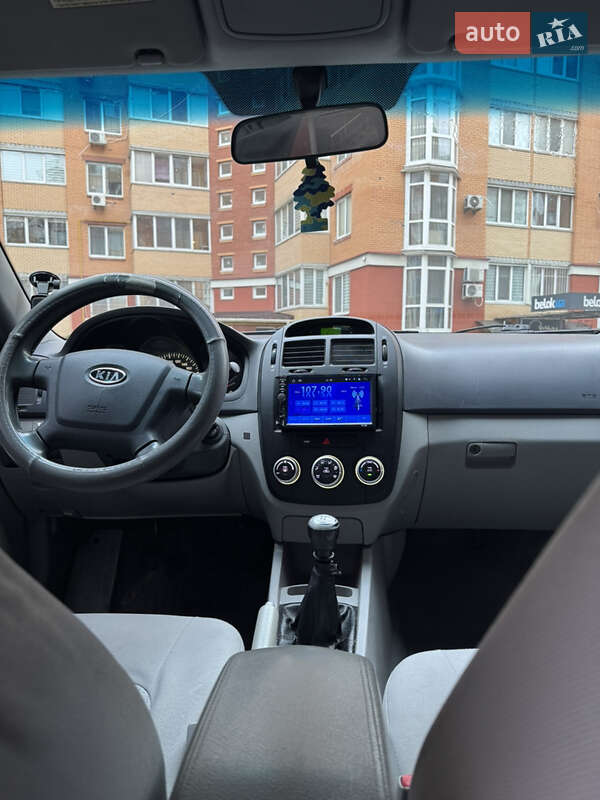 Седан Kia Cerato 2007 в Ирпене