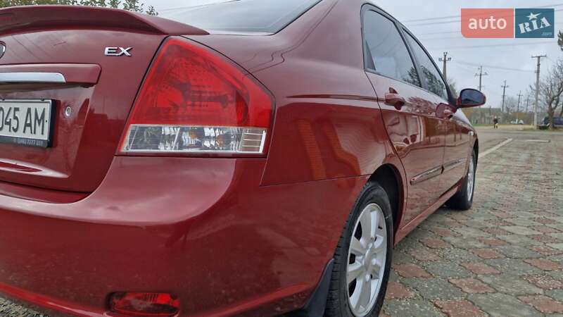 Седан Kia Cerato 2008 в Николаеве фото 3 Седан Kia Cerato 2008 в Николаеве