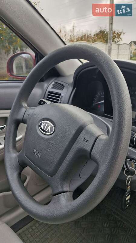 Седан Kia Cerato 2008 в Николаеве фото 5 Седан Kia Cerato 2008 в Николаеве