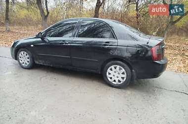 Седан Kia Cerato 2005 в Каменец-Подольском