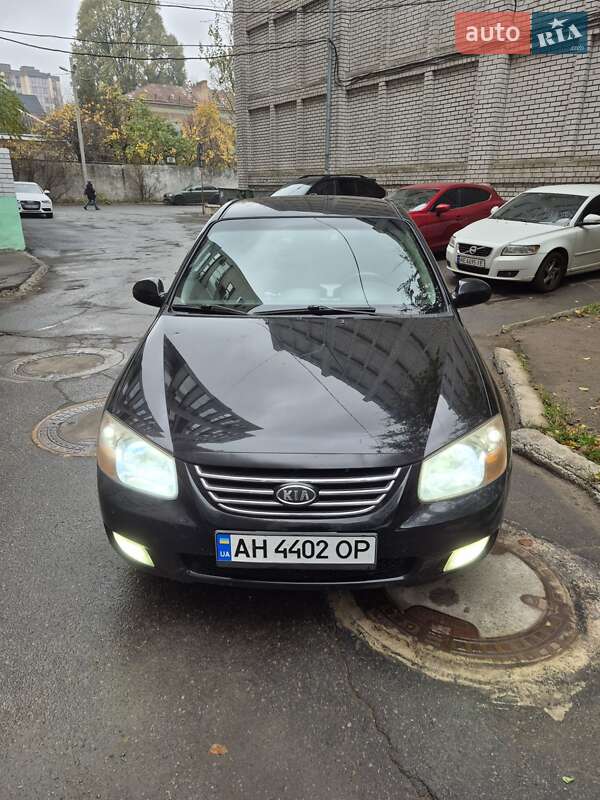 Седан Kia Cerato 2007 в Днепре